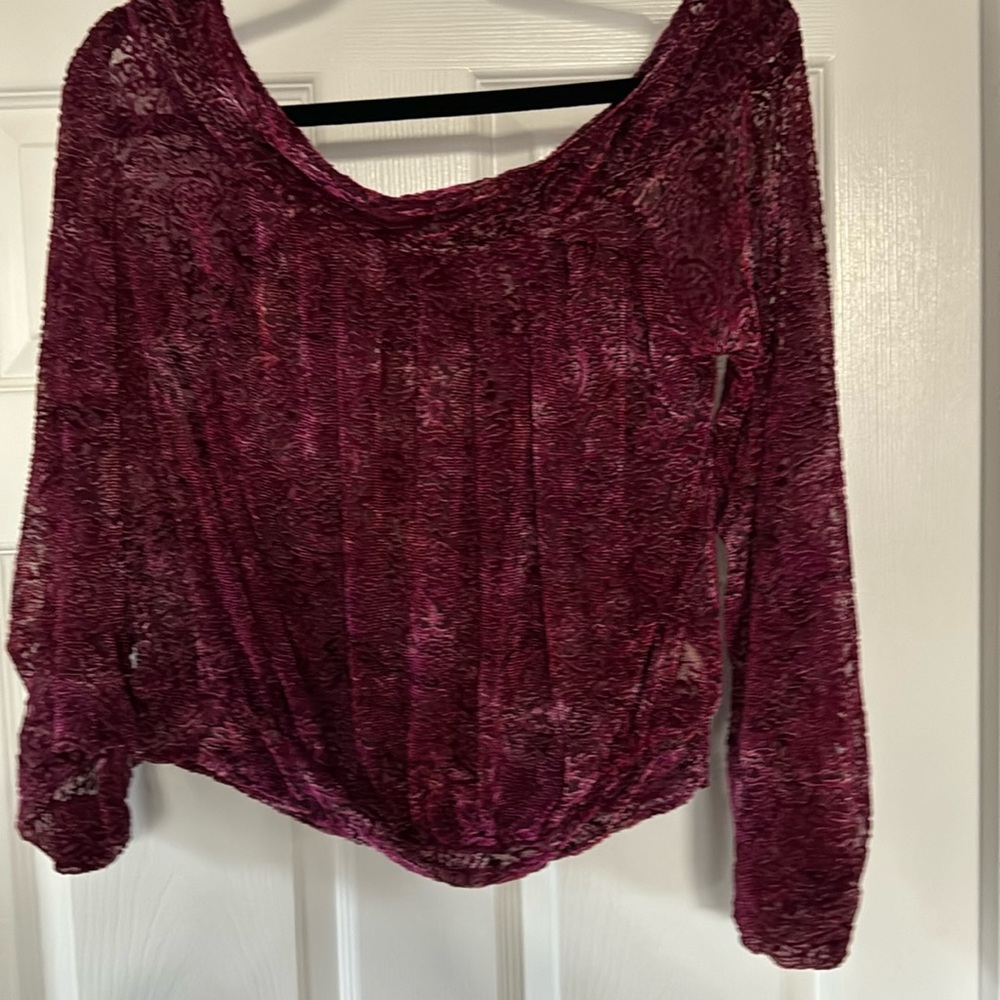 Free people maroon lace top with bell sleeves size s